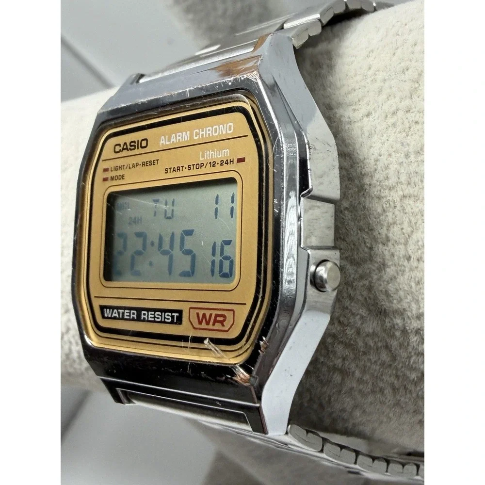 Casio A158WE New Battery Mens Watch 33MM 7.75
